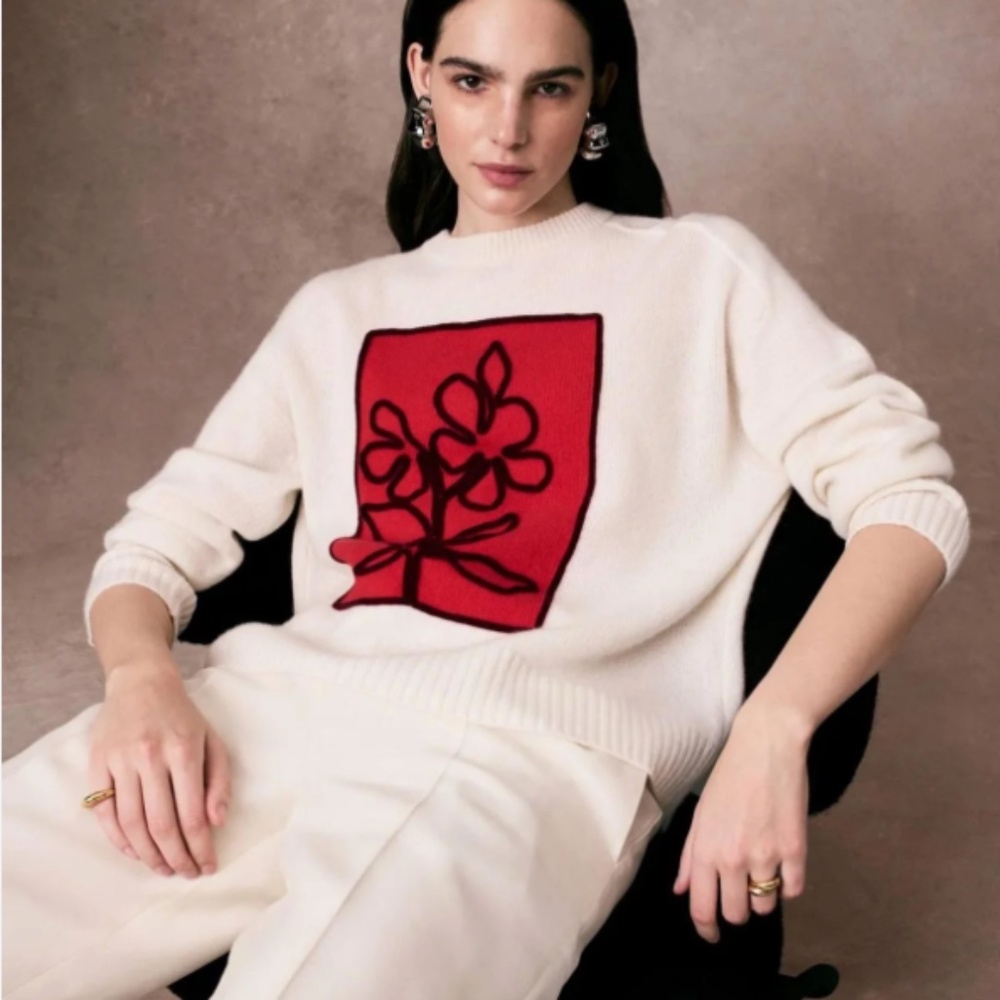 WHITE + WARREN CASHMERE FLORAL APPLIQUE CREWNECK